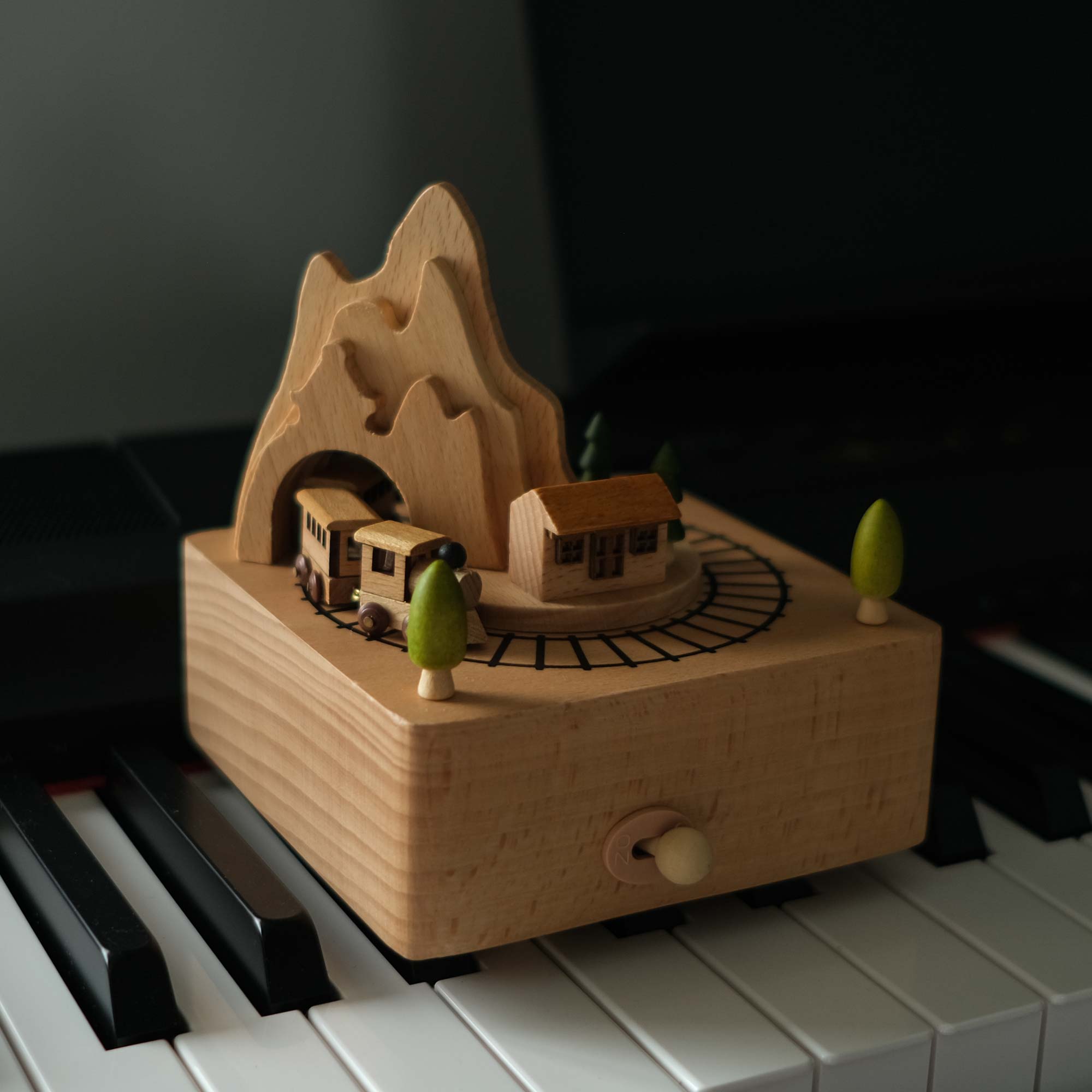 Personalized Music Box Mountain Scene, Choose Your Song, Unique Personalized Gift, Engraved Music Box, Unique Father Gift, Rustic Music offers Box